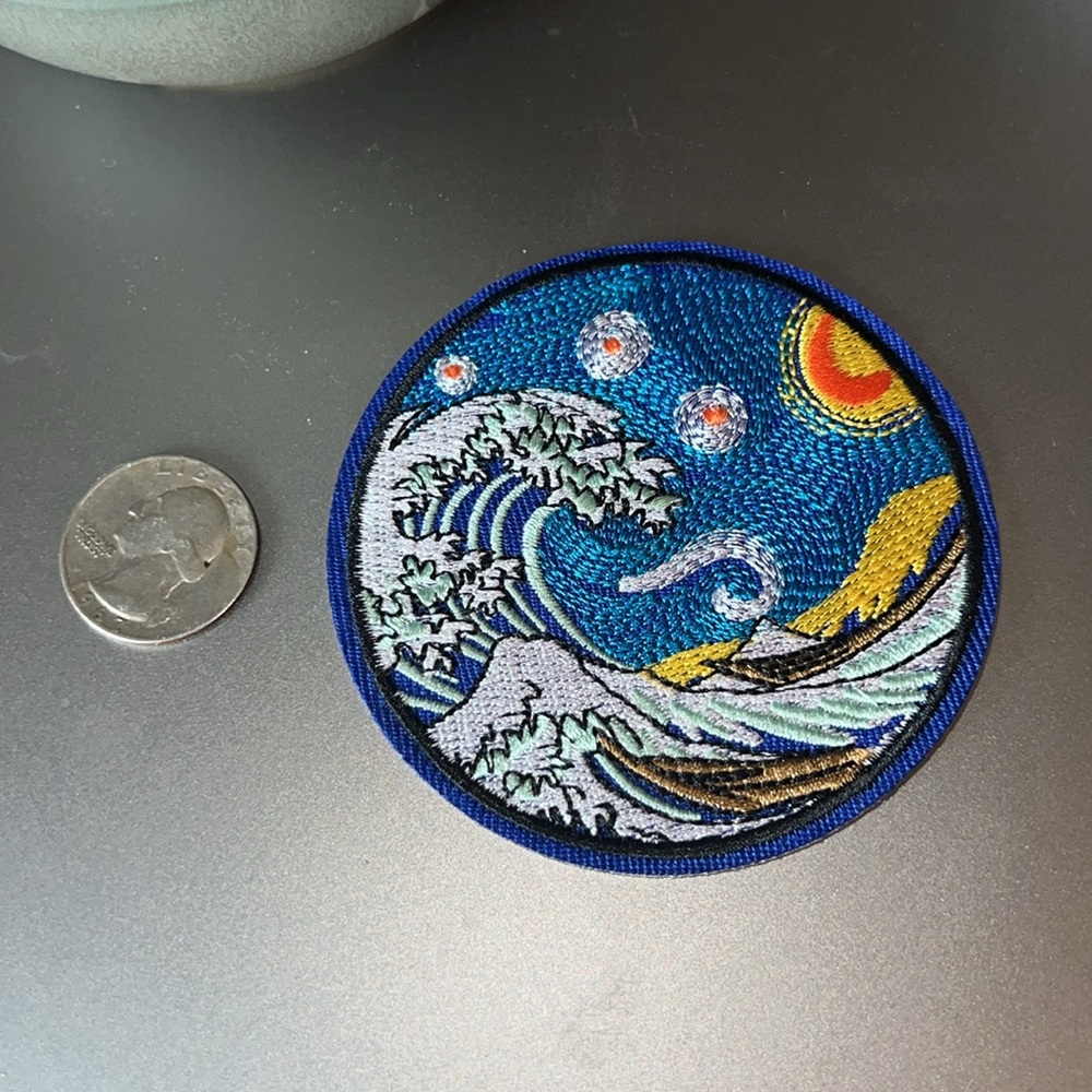 Wave and moon patch - Picture 4 of 4